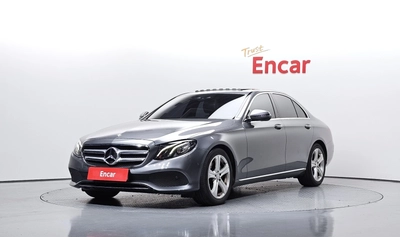 mercedes-benz-e-300 - 0