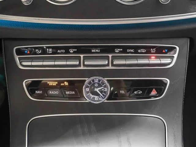 Mercedes-Benz E 300 E 300 4MATIC | Memory | Blind Spot | Камера - автомобили, коли, обяви за нови и употребявани 13