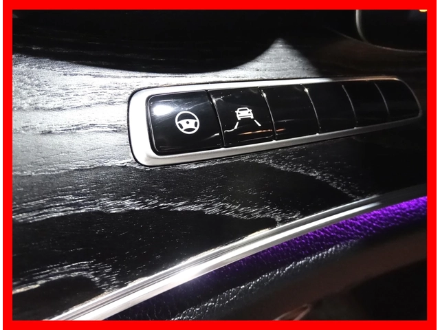 Mercedes-Benz E 300 E 300 4MATIC AMG | CarPlay | Панорама | Distronic - автомобили, коли, обяви за нови и употребявани 11