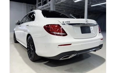 mercedes-benz-e-300 - 1