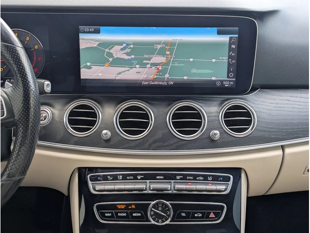 Mercedes-Benz E 300 E 300 4MATIC | HUD | 360  Камера | CarPlay - автомобили, коли, обяви за нови и употребявани 9