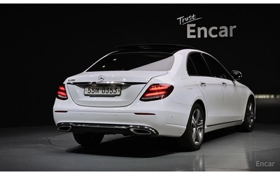 mercedes-benz-e-300 - 1