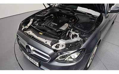 mercedes-benz-e-300 - 3