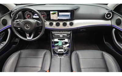 Mercedes-Benz E 300 E300 AMG Line | Panorama | Burmester | 360 Camera - автомобили, коли, обяви за нови и употребявани 7