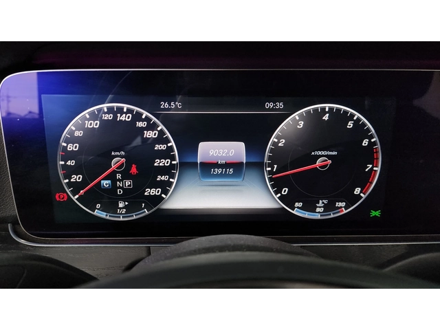 Mercedes-Benz E 300 E300 Avantgarde | 360  | Memory | Ventilated - автомобили, коли, обяви за нови и употребявани 6