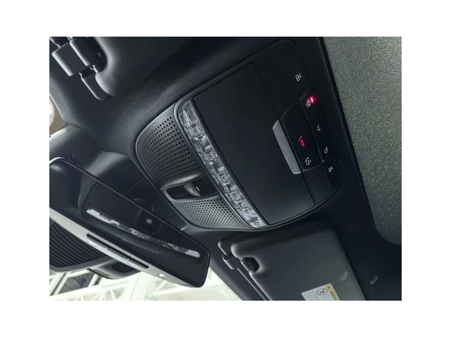 Mercedes-Benz E 300 E 300 4MATIC | Burmester | Panorama | Distronic | - автомобили, коли, обяви за нови и употребявани 13