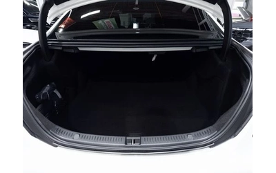 Mercedes-Benz E 300 E 300 4MATIC | Burmester | Panorama | Distronic | - автомобили, коли, обяви за нови и употребявани 15
