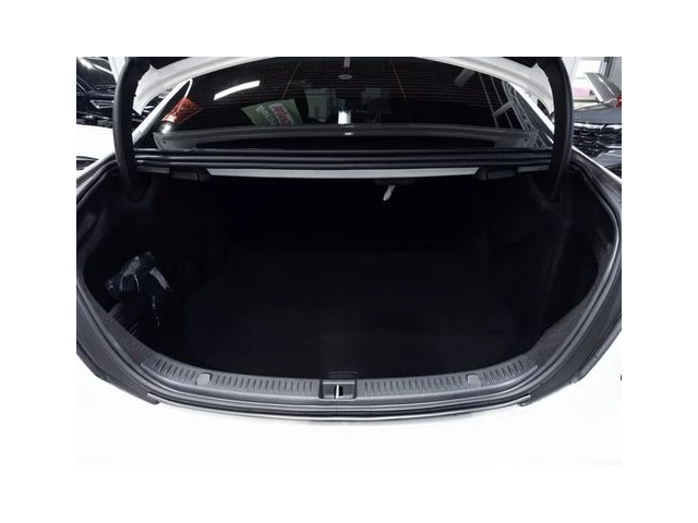 Mercedes-Benz E 300 E 300 4MATIC | Burmester | Panorama | Distronic | - автомобили, коли, обяви за нови и употребявани 15