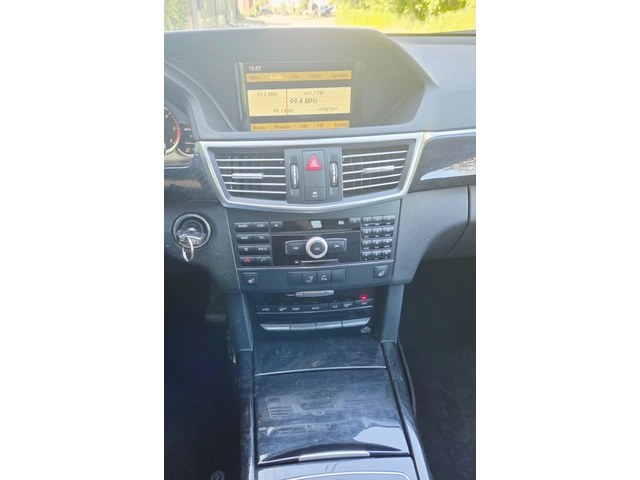 Mercedes-Benz E 300 CDI AVANTGARDE EURO5B - автомобили, коли, обяви за нови и употребявани 11