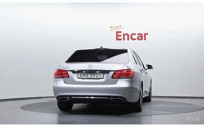 mercedes-benz-e-300 - 3