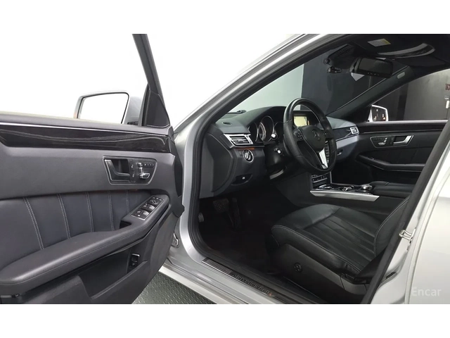 Mercedes-Benz E 300 AVANGARDE/ ПАМЕТИ / ПОДГРЕВИ / 2X PANO / 2 КЛЮЧА - автомобили, коли, обяви за нови и употребявани 5
