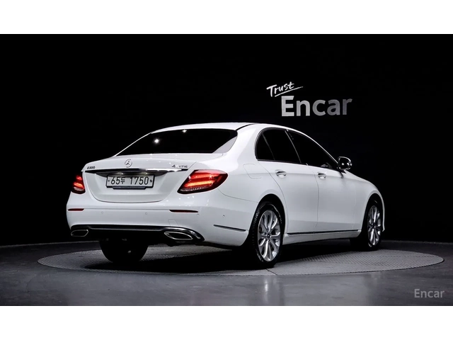 Mercedes-Benz E 300 4 MATIC /BURMESTER /360 КАМЕРИ /ОБДУХВАНЕ /HEAD UP - автомобили, коли, обяви за нови и употребявани 1