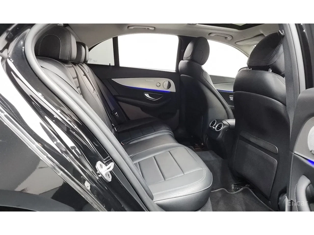 Mercedes-Benz E 300 AMG | BURMESTER | DIGITAL | ОБДУХ | ПАНОРАМА | 360 - автомобили, коли, обяви за нови и употребявани 8