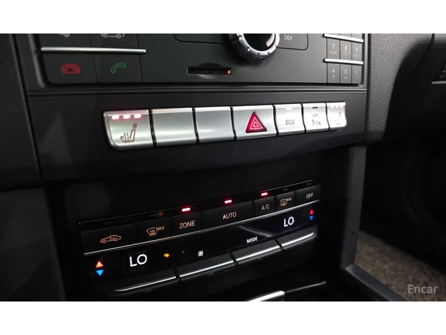Mercedes-Benz E 300 4MATIC - автомобили, коли, обяви за нови и употребявани 13