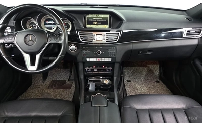 mercedes-benz-e-300 - 4