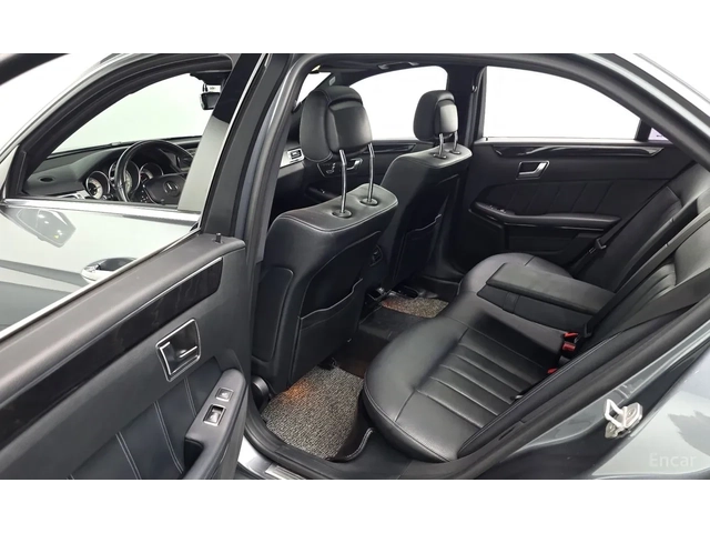 Mercedes-Benz E 300 4MATIC - автомобили, коли, обяви за нови и употребявани 7