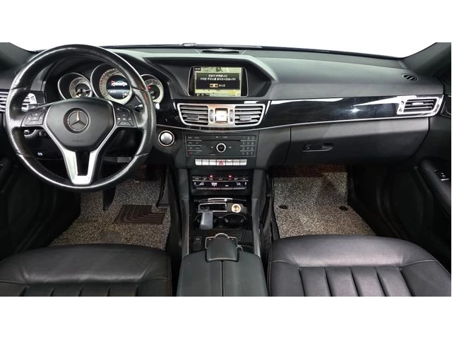 Mercedes-Benz E 300 4MATIC - автомобили, коли, обяви за нови и употребявани 9