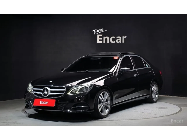 Mercedes-Benz E 300 4MATIC - автомобили, коли, обяви за нови и употребявани 0