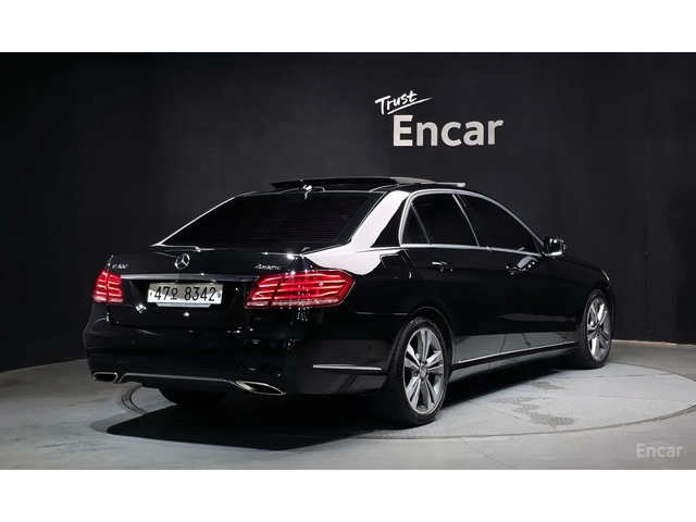 Mercedes-Benz E 300 4MATIC - автомобили, коли, обяви за нови и употребявани 1