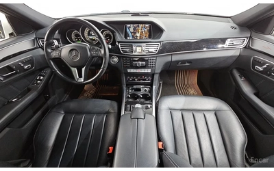 mercedes-benz-e-300 - 4