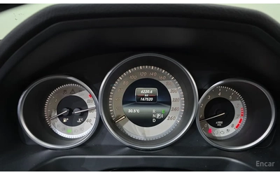 mercedes-benz-e-300 - 5