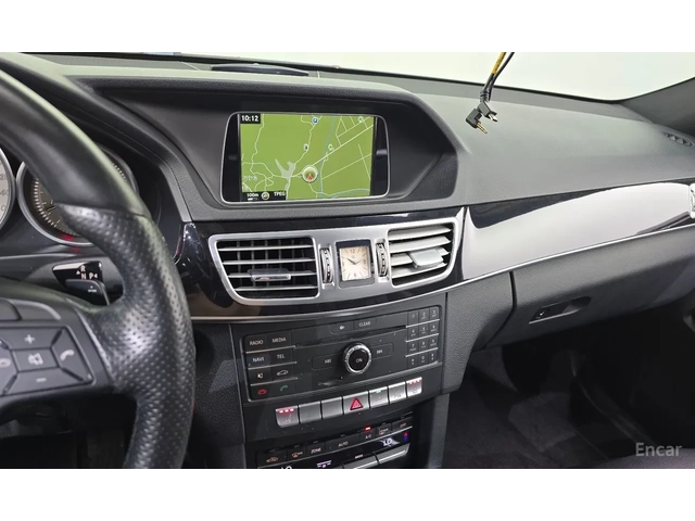 Mercedes-Benz E 300 4MATIC - автомобили, коли, обяви за нови и употребявани 8