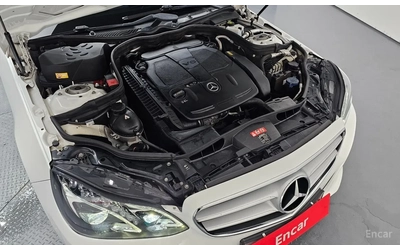 mercedes-benz-e-300 - 3