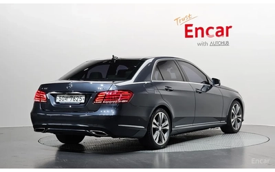 mercedes-benz-e-300 - 1