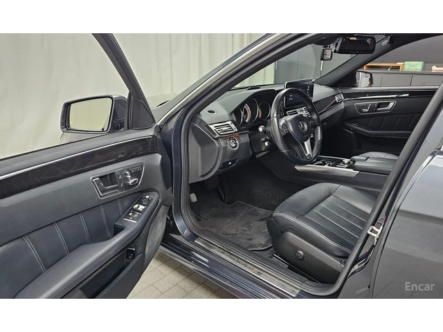 Mercedes-Benz E 300 4MATIC - автомобили, коли, обяви за нови и употребявани 7