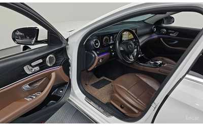 mercedes-benz-e-300 - 5