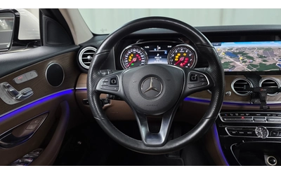 mercedes-benz-e-300 - 3