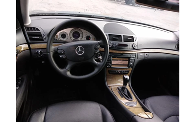 mercedes-benz-e-320 - 5