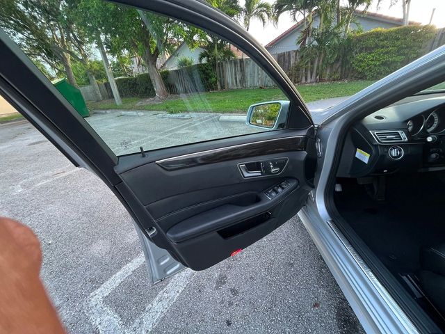 Mercedes-Benz E 350 AMG PACK* HARMAN* ЧЕРЕН ТАВАН - автомобили, коли, обяви за нови и употребявани 13