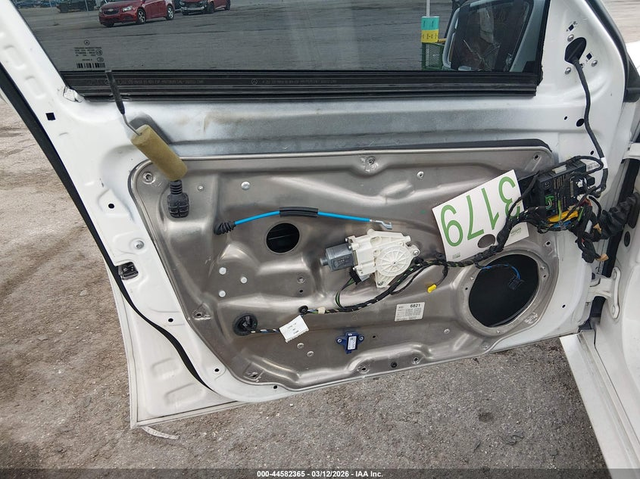 Mercedes-Benz E 350 3.5L V-6 DI, DOHC, VVT, 302HP Rear Wheel Drive - автомобили, коли, обяви за нови и употребявани 5