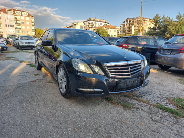 Mercedes-Benz E 350 3.0* BlueEFFICIENCY* 4-MATIC* F1* - автомобили, коли, обяви за нови и употребявани 6