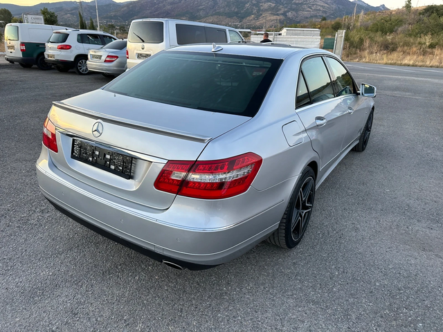 Mercedes-Benz E 350 DISTRONIK* ОБДУХВАНЕ* КАМЕРА* МЪРТВА ЗОНА* KEYLESS - автомобили, коли, обяви за нови и употребявани 3
