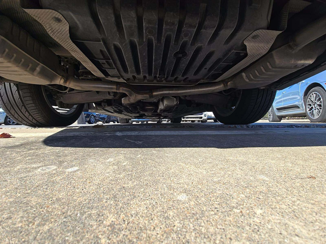 Mercedes-Benz E 350 - автомобили, коли, обяви за нови и употребявани 12