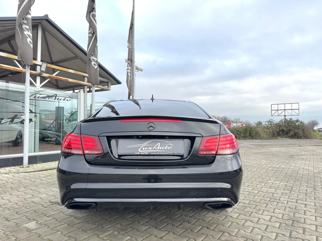 Mercedes-Benz E 350 d#AMG#9G-TRONIC#DESIGNO#PANORAMA#CAMERA#2015г - автомобили, коли, обяви за нови и употребявани 6