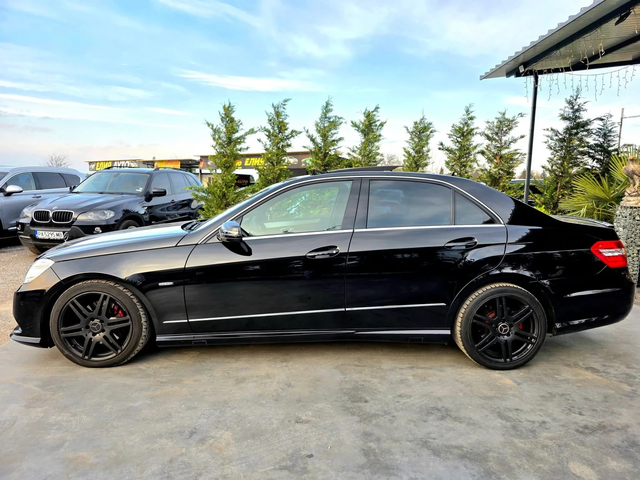 Mercedes-Benz E 350 D FULL AMG LINE ПАНОРАМА ЛИЗИНГ 100% - автомобили, коли, обяви за нови и употребявани 10