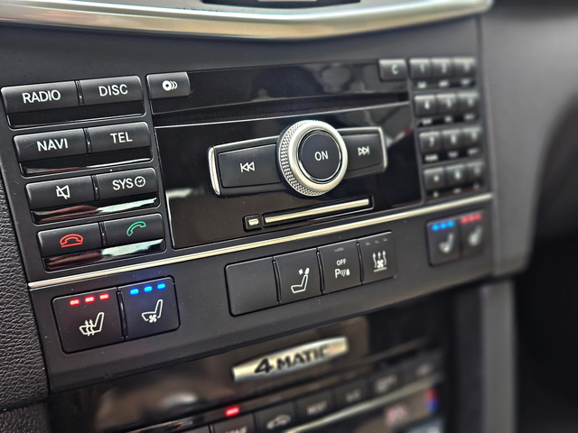 Mercedes-Benz E 350 AMG/4MATIC/DISTR/ПОДГРЕВ/ОБДУХ/МАСАЖИ/HARMAN/LIZIN - автомобили, коли, обяви за нови и употребявани 8