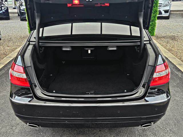 Mercedes-Benz E 350 AMG/4MATIC/GERMANY/AMBIENT/TEMPOMAT/AUTO HOLD/LIZI - автомобили, коли, обяви за нови и употребявани 7