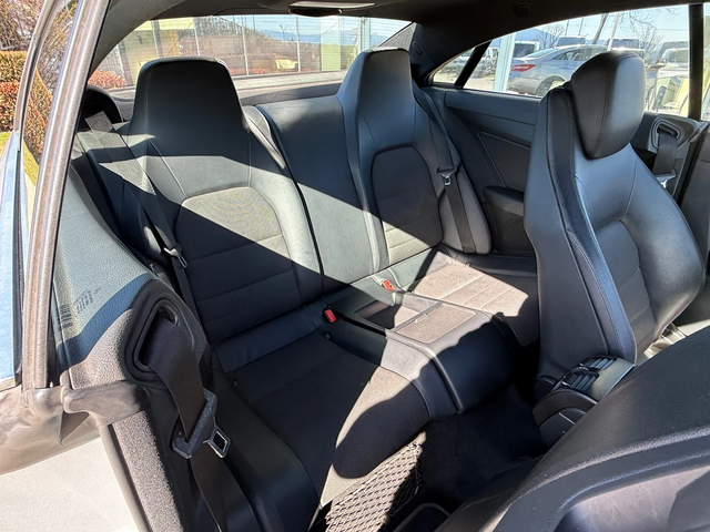 Mercedes-Benz E 350 CGI - автомобили, коли, обяви за нови и употребявани 10