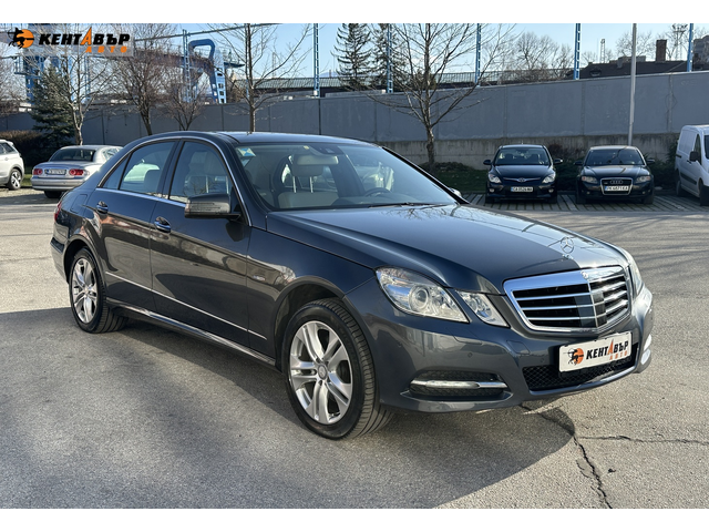 Mercedes-Benz E 350 4Matic/Бензин/Дистроник/ГАРАНЦИЯ ОТ КЕНТАВЪР - автомобили, коли, обяви за нови и употребявани 5
