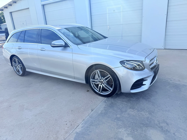 Mercedes-Benz E 350 3.0cdi* AMG* 4Matik* Digital* UNIKAT* - автомобили, коли, обяви за нови и употребявани 12