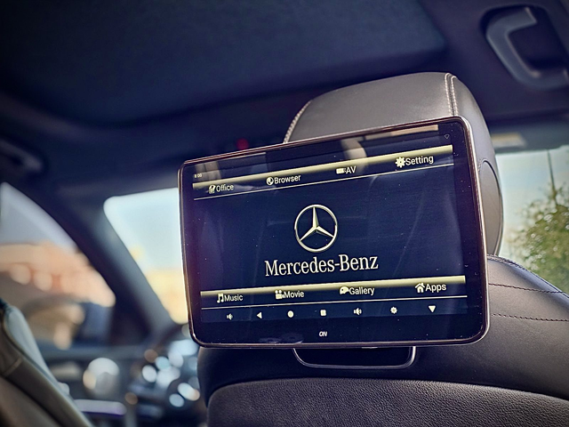 Mercedes-Benz E 350, 2019 г., 250000 км, 258 к.с. - автомобили, коли, обяви за нови и употребявани 4