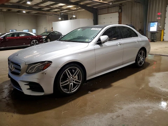 Mercedes-Benz E 350 4MATIC AMG PKG - автомобили, коли, обяви за нови и употребявани 1