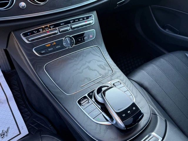 Mercedes-Benz E 350 2020 Mercedes-Benz E-Class E 350 - автомобили, коли, обяви за нови и употребявани 10