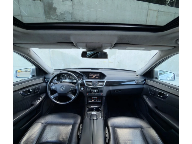 Mercedes-Benz E 350 CDI 4matic/Distronic/NAVI/FULL FULL - автомобили, коли, обяви за нови и употребявани 10