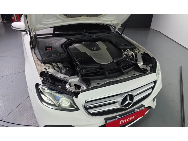 Mercedes-Benz E 350 AMG* 360* ПОДГРЕВ* ШИБЕДАХ* ЛИЗИНГ - автомобили, коли, обяви за нови и употребявани 3