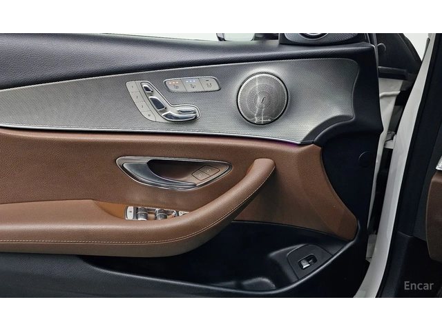 Mercedes-Benz E 350 AMG-пакет* ОБДУХВАНЕ* ПАНОРАМА* - автомобили, коли, обяви за нови и употребявани 13
